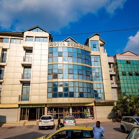 Hotel Everest Rd Congo Kinşasa Dış mekan fotoğraf